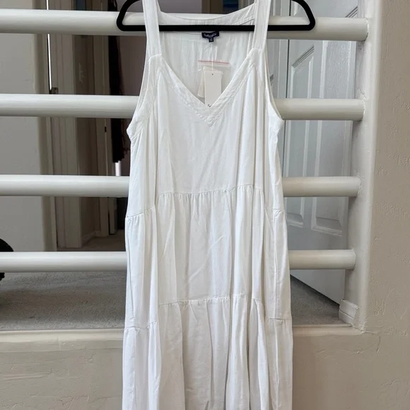 Splendid White Maxi Dress - Picture 1 of 4